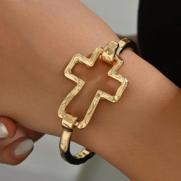 Dainty Cross Buckle Bracelet